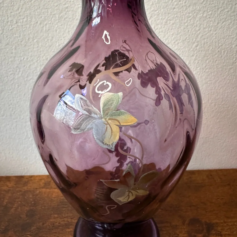 VTG Fenton Plum Amethyst Diamond Optic Glass Vase Hand Painted Grapes Ruffled